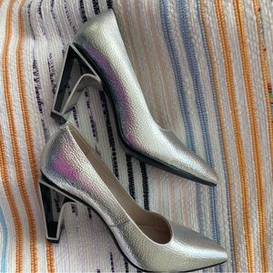 United Nude silver pumps, size 38